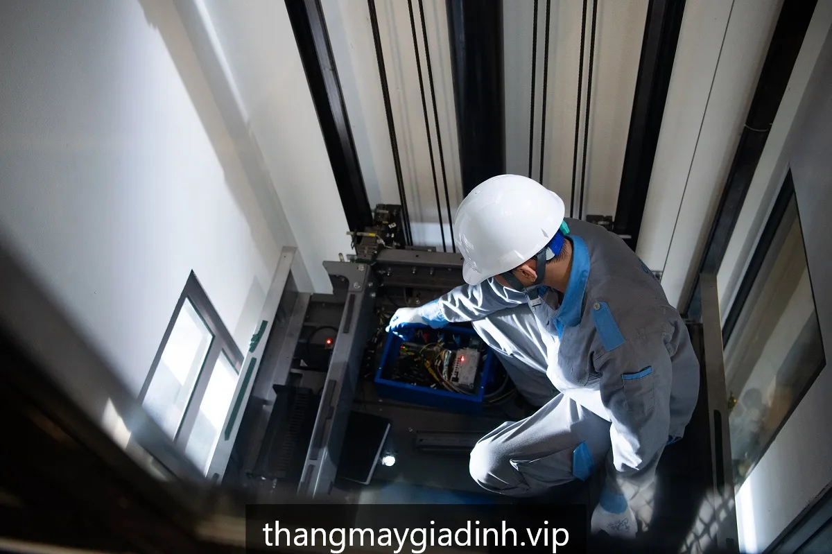Bảo trì thang máy gia đình: Những điều cần biết