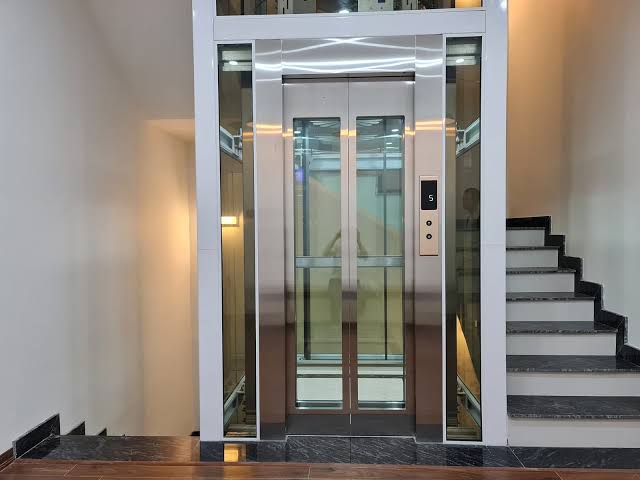 Thang máy kính CrystalLift CL480