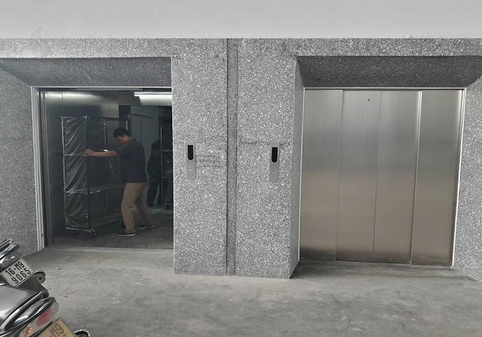 Thang nâng hàng CargoLift CG750 - ảnh 2